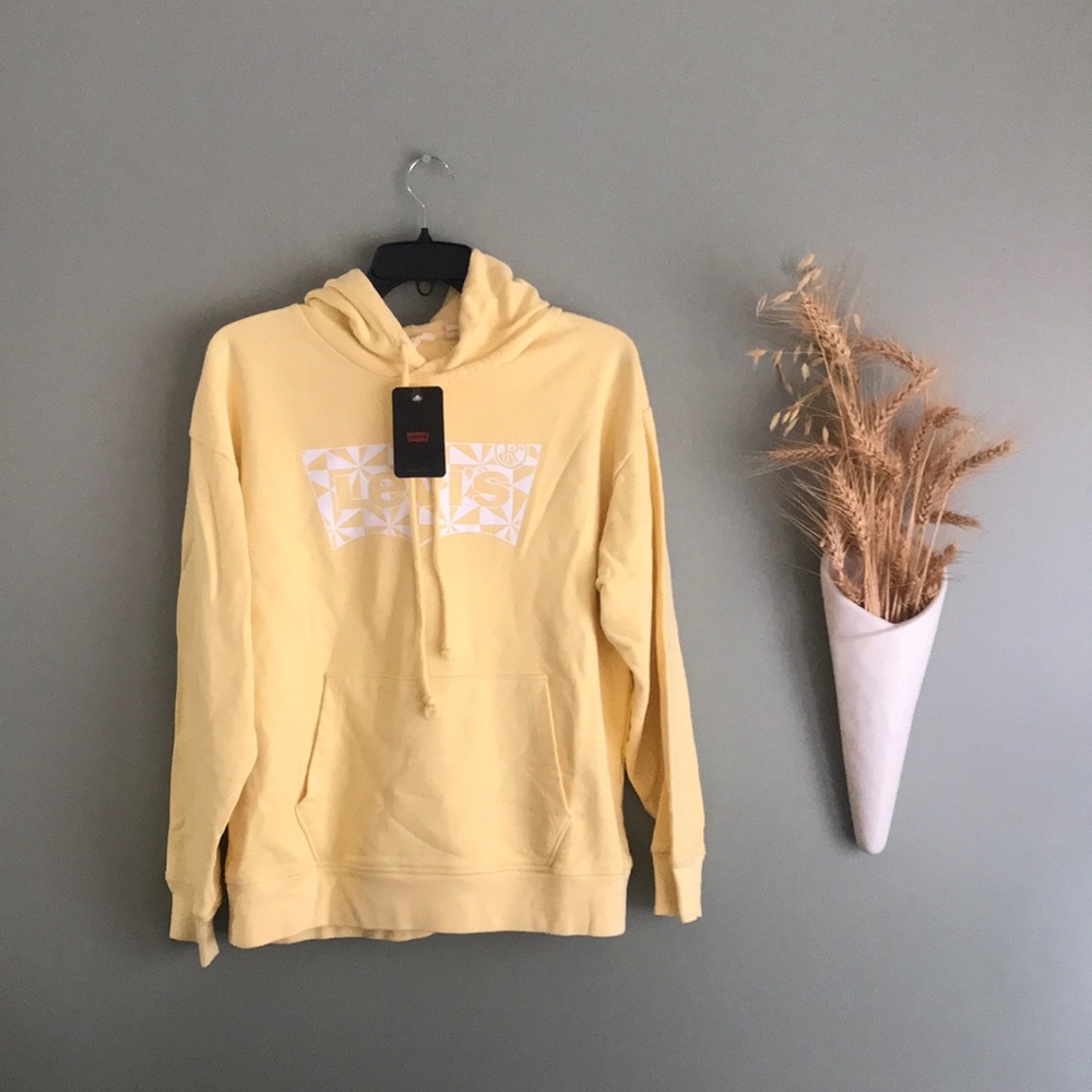Yellow Levi’s Hoodie L. Bought In Iceland (Suitcase Lost ☹️). NWT.